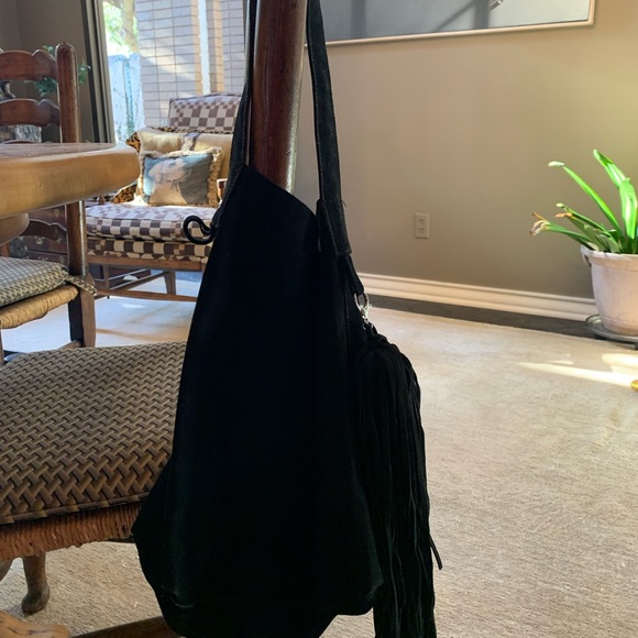 Black suede bucket purse with tassel - Picture 2 of 8